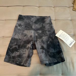 Lululemon Align HR Short 6”